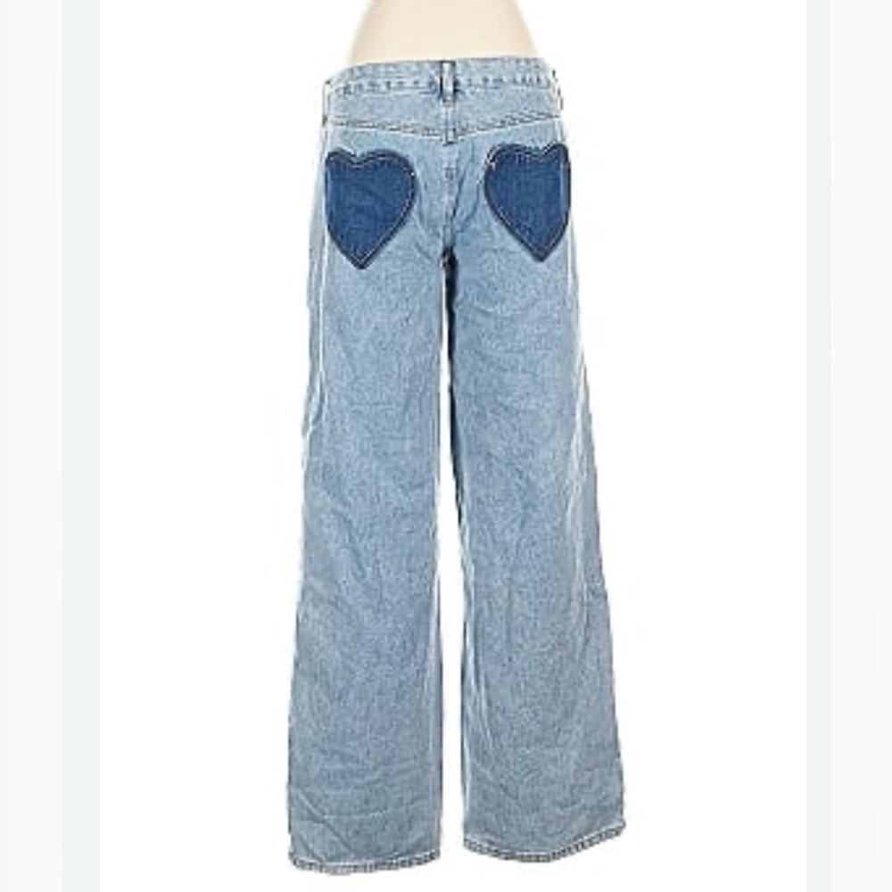 Ashley Mason Blue Heart Back Pockets Straight Wide Leg Jeans NWT
Size 5/27
